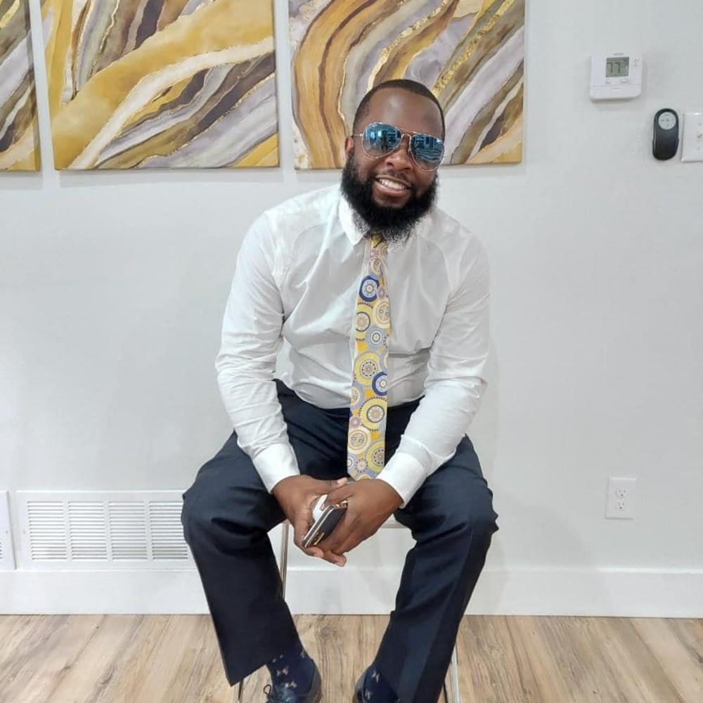 Meet your Posher, Nick